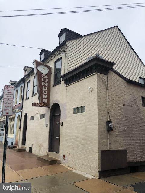 2. Commercial for Sale at 429-431 N MULBERRY Street Lancaster, Pennsylvania 17603 United States