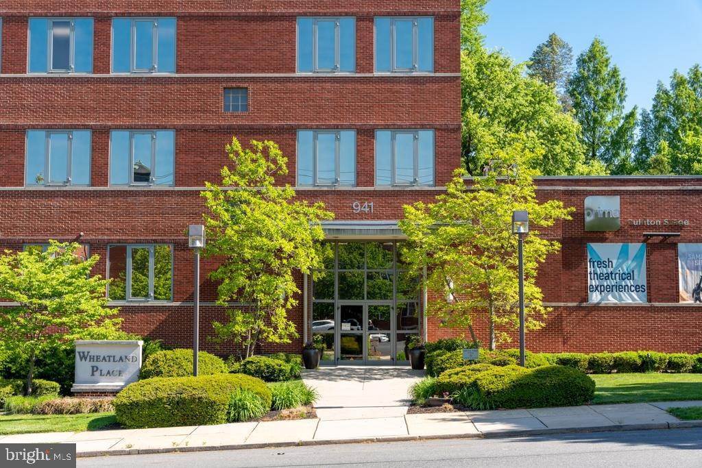 3. Commercial at 941 WHEATLAND AVE #EXECUTIVE OFFICES Lancaster, Pennsylvania 17603 United States