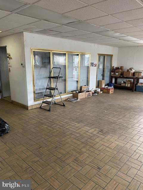 7. Commercial for Sale at 993 S STATE Street Ephrata, Pennsylvania 17522 United States