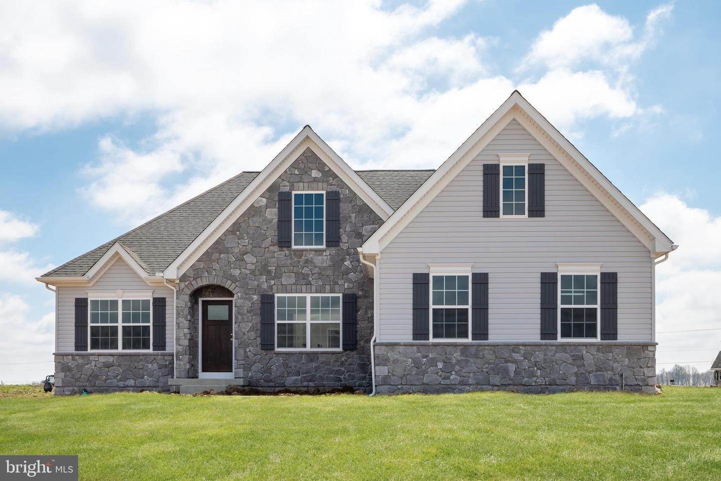 住宅 为 销售 在 1100 BLUEGRASS RD #ARCADIA 兰开斯特, 宾夕法尼亚州 17601 美国
