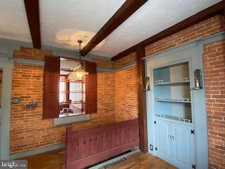 14. Residential for Sale at 114 S GRANT Street Manheim, Pennsylvania 17545 United States