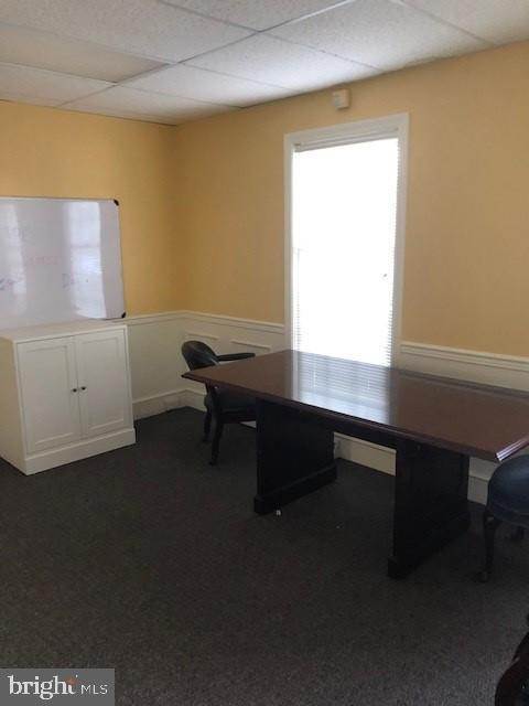11. Commercial at 108 FOXSHIRE Drive Lancaster, Pennsylvania 17601 United States