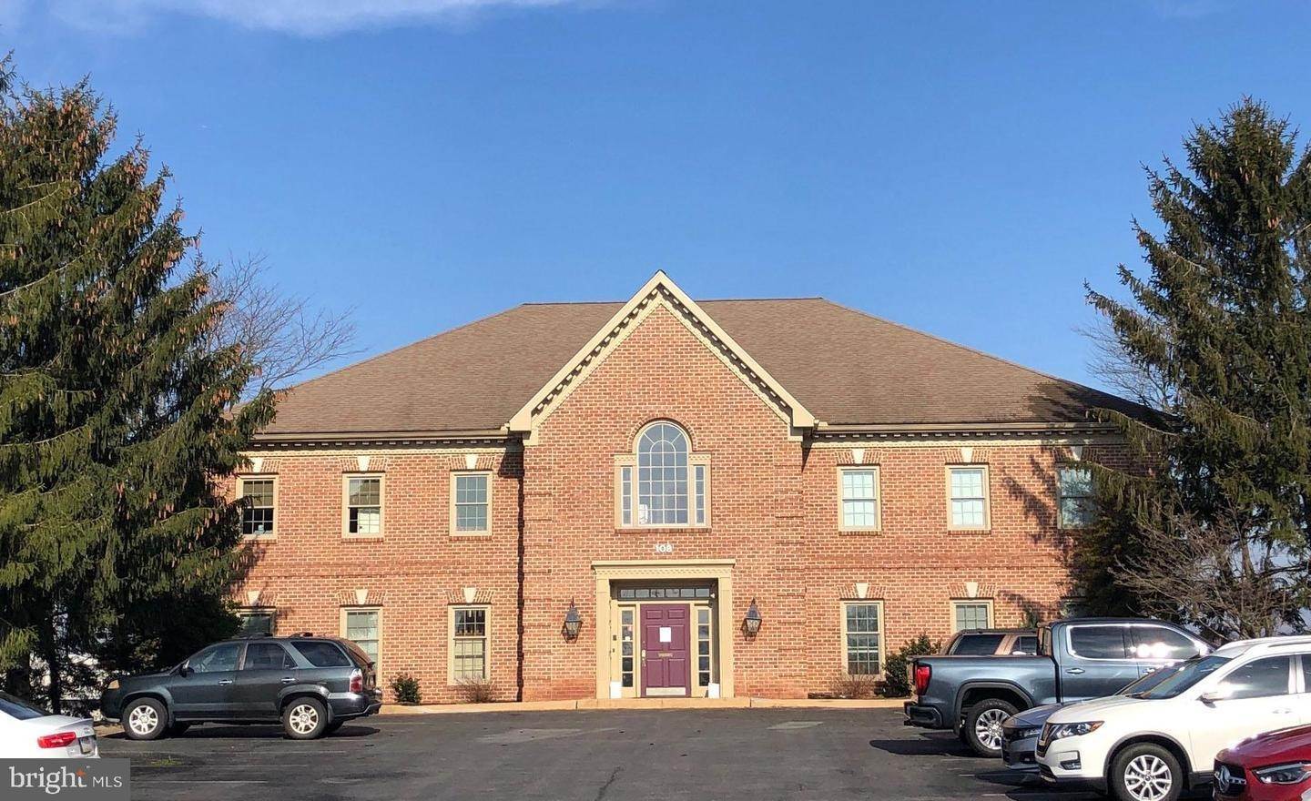 1. Commercial at 108 FOXSHIRE Drive Lancaster, Pennsylvania 17601 United States