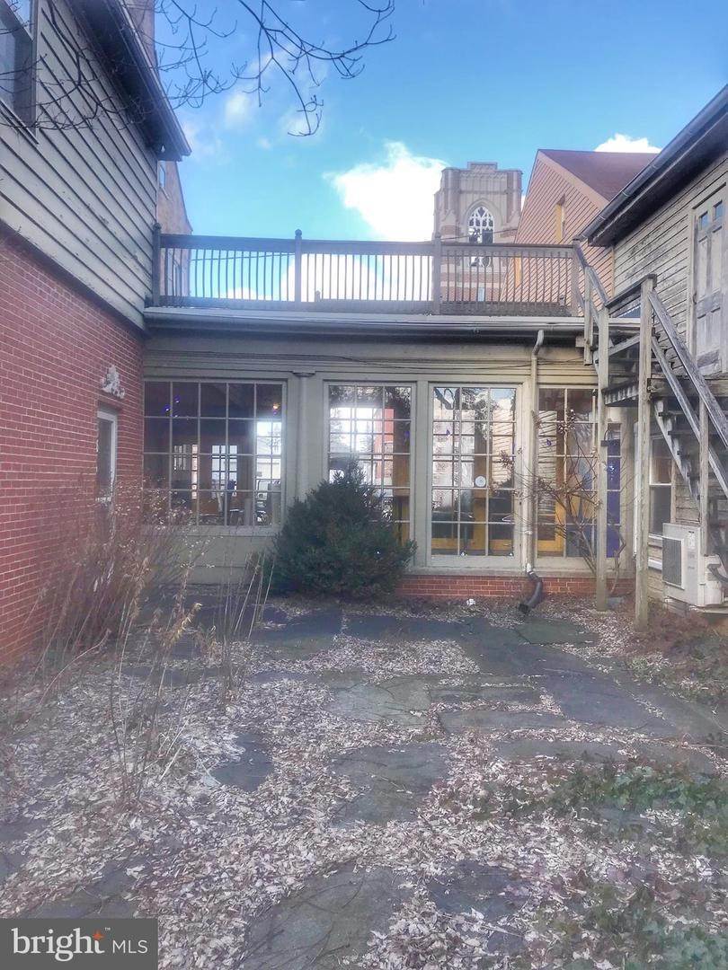 3. Residential for Sale at 5 DELTA Street Mount Joy, Pennsylvania 17552 United States