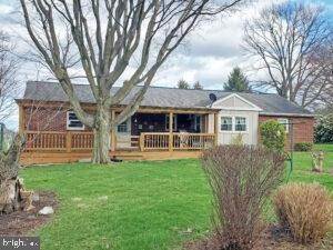 5. Residential for Sale at 6 LIME ROCK Road Brunnerville, Pennsylvania 17543 United States