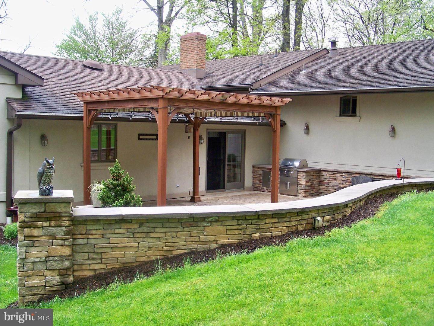 6. Residential for Sale at 15 BLACKBURN Road Quarryville, Pennsylvania 17566 United States