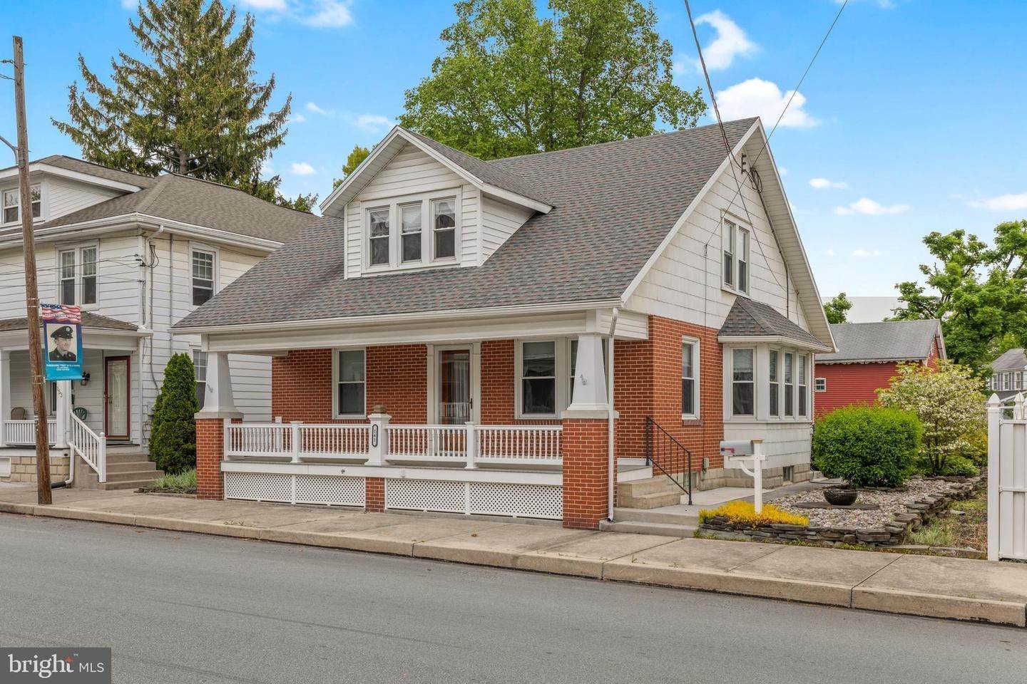 2. Residential for Sale at 161 NEW HAVEN Street Mount Joy, Pennsylvania 17552 United States