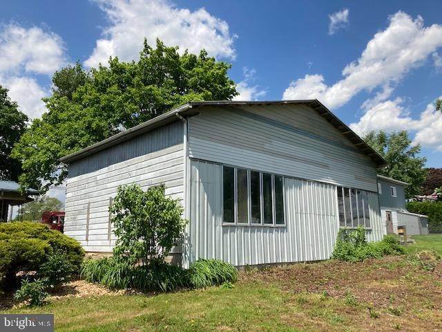 20. Residential for Sale at 670 LANCASTER Avenue New Holland, Pennsylvania 17557 United States