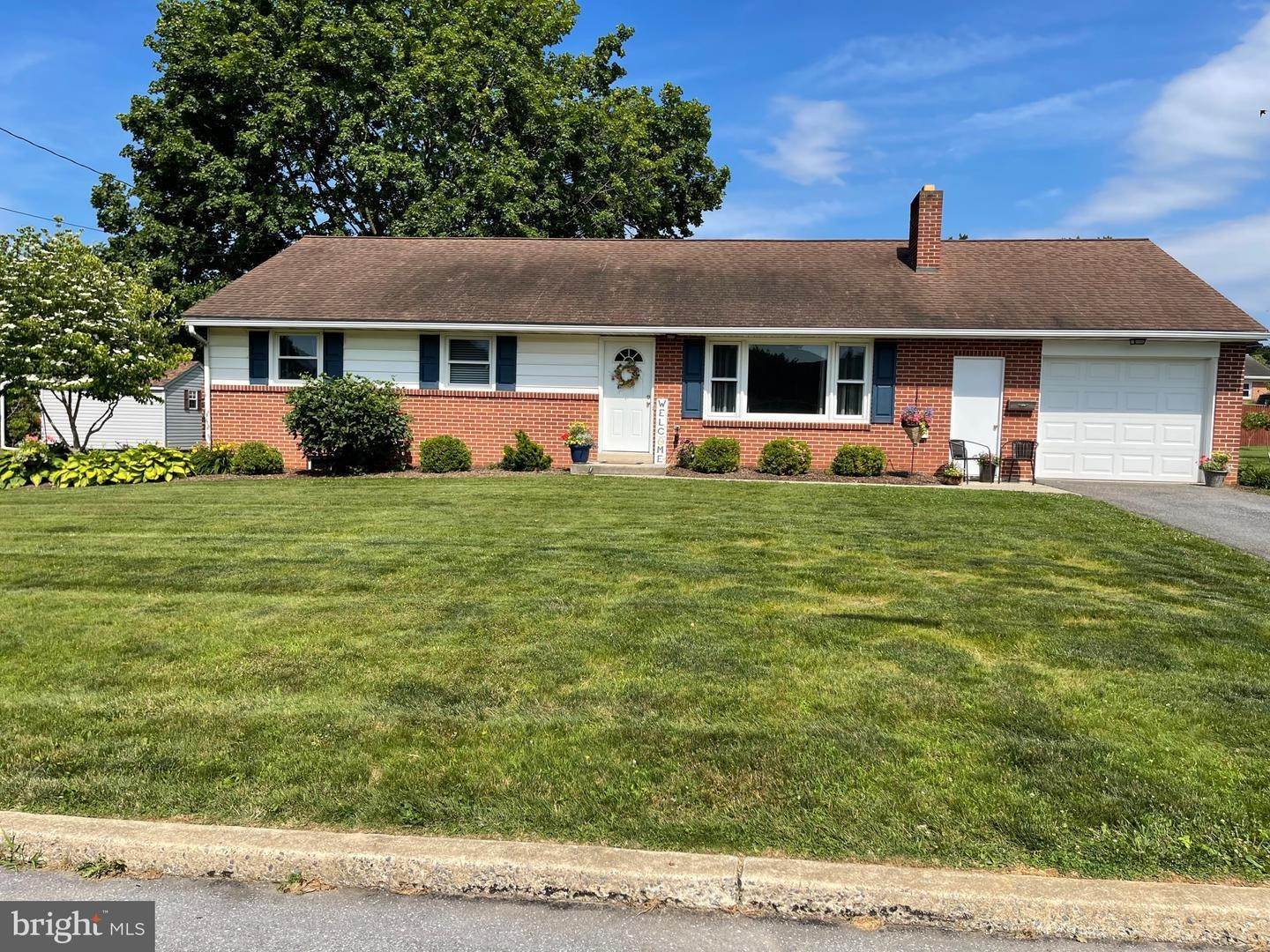 Residential for Sale at 6281 JEANETTE Drive East Petersburg, Pennsylvania 17520 United States