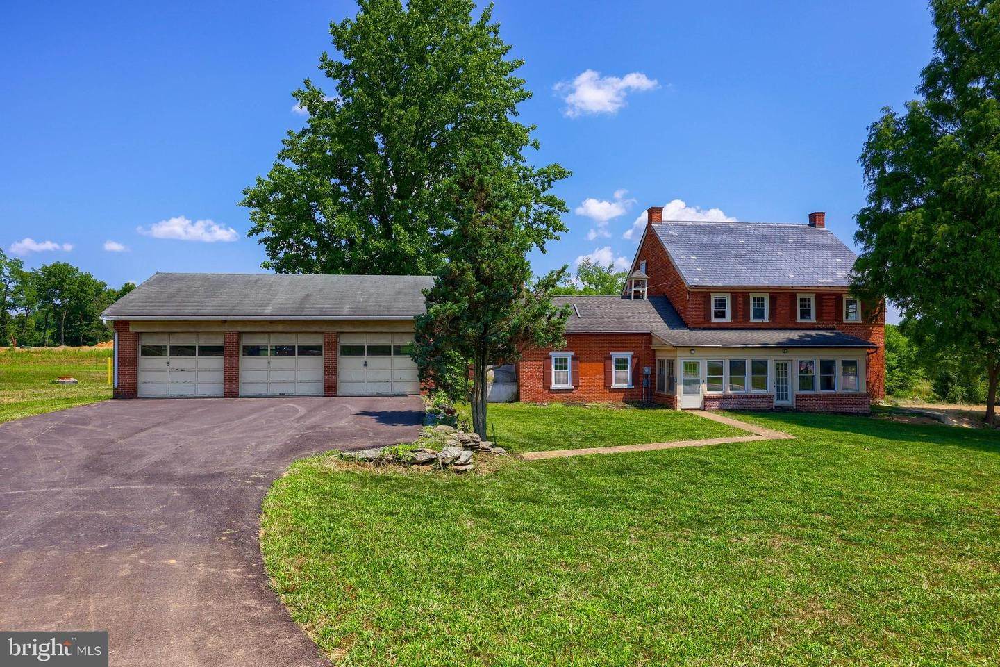 Residential for Sale at 1235 STONER Lancaster, Pennsylvania 17601 United States