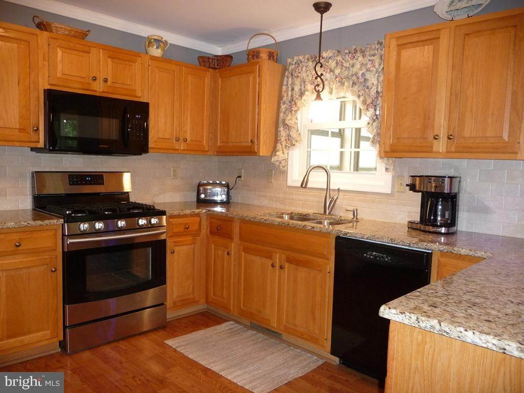 14. Residential for Sale at 106 ASHLEY Drive Marietta, Pennsylvania 17547 United States
