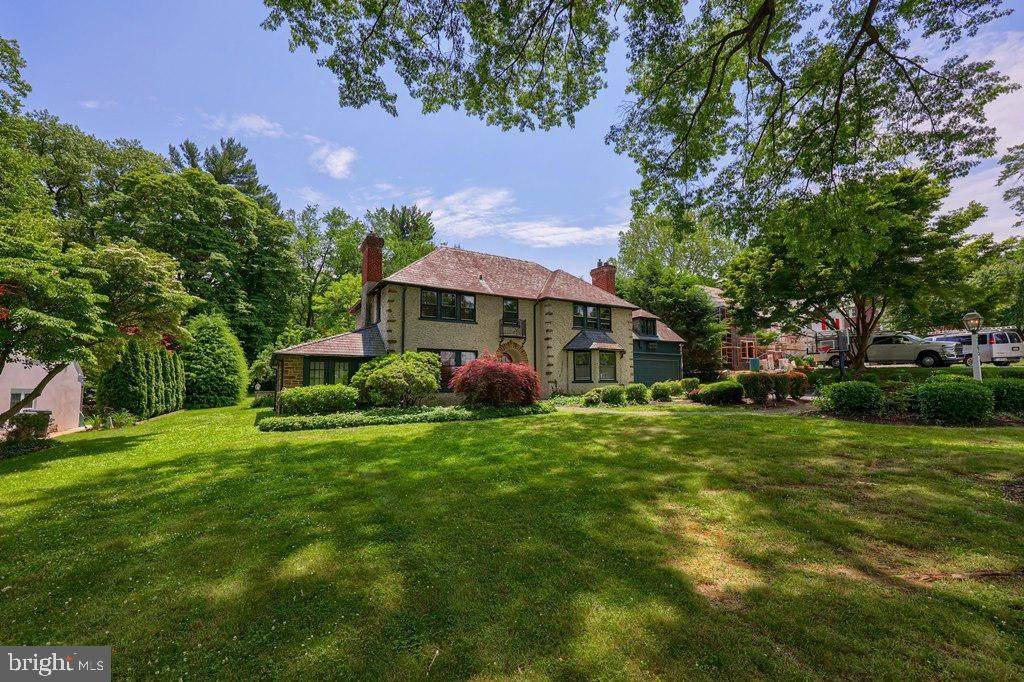 4. Residential for Sale at 165 HAMILTON Road Lancaster, Pennsylvania 17603 United States