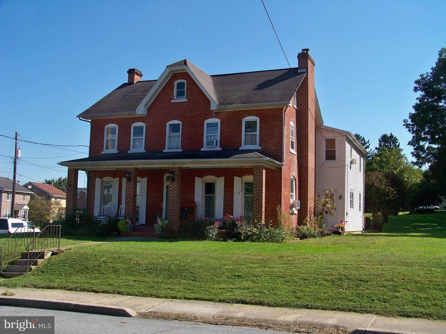 Residencial en 101 S CHURCH Street Quarryville, Pennsylvania 17566 Estados Unidos