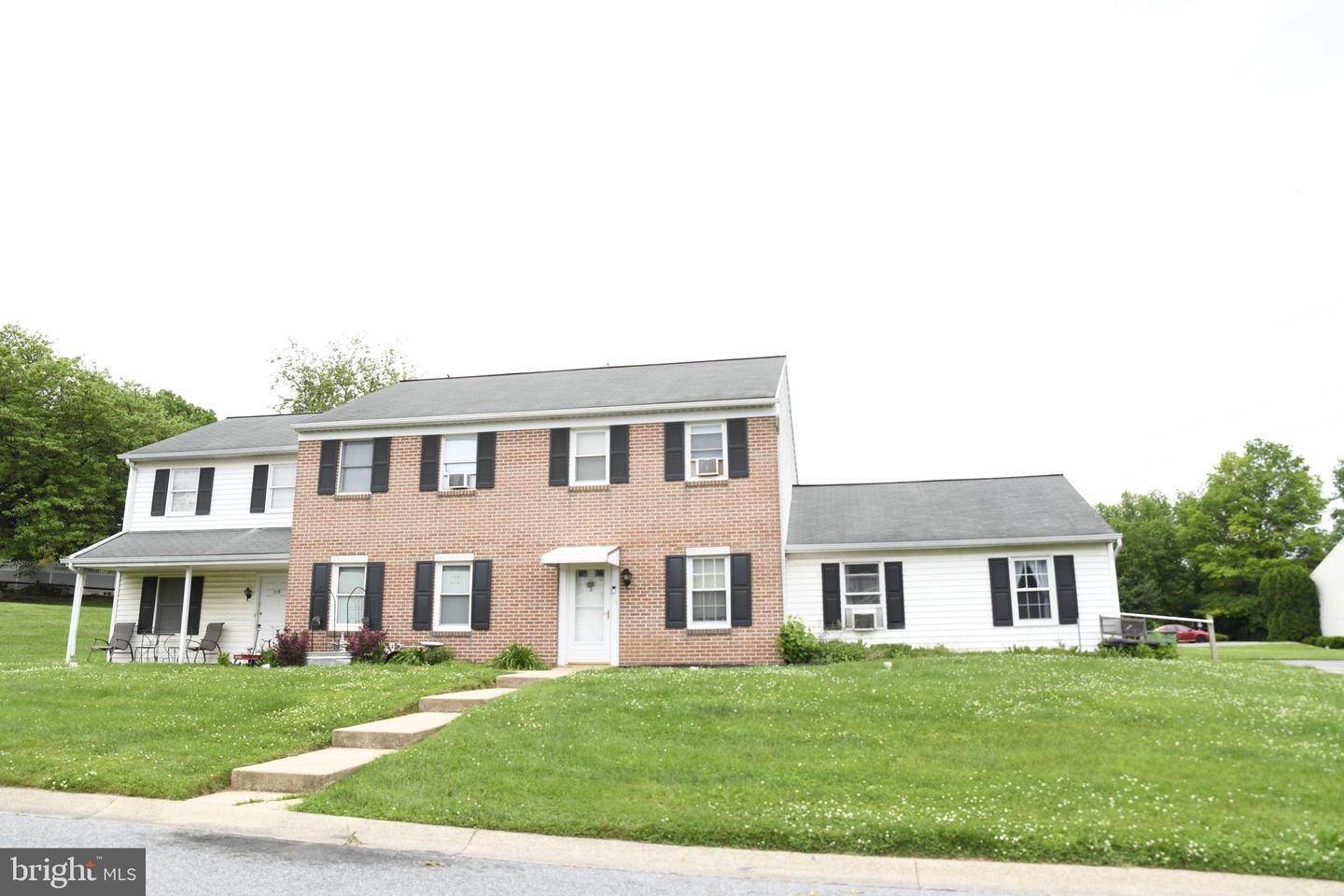 Residential Lease at 333 CARDINAL LANE Leola, Pennsylvania 17540 United States