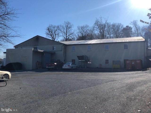 4. Commercial for Sale at 857 & 859 BROAD Street East Earl, Pennsylvania 17519 United States