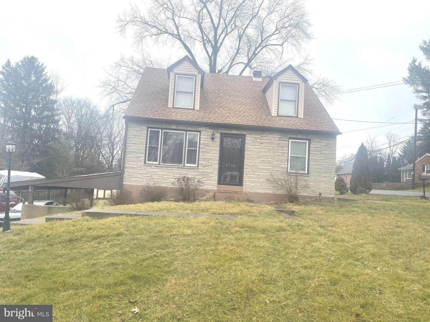 2. Residential for Sale at 1715 WIKER Avenue Lancaster, Pennsylvania 17602 United States