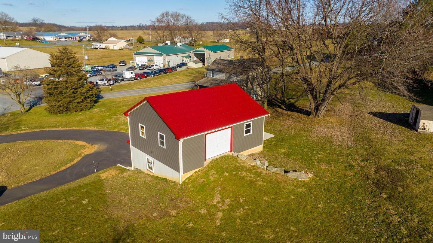 6. Residential for Sale at 951 PILGRIMS PATHWAY Peach Bottom, Pennsylvania 17563 United States