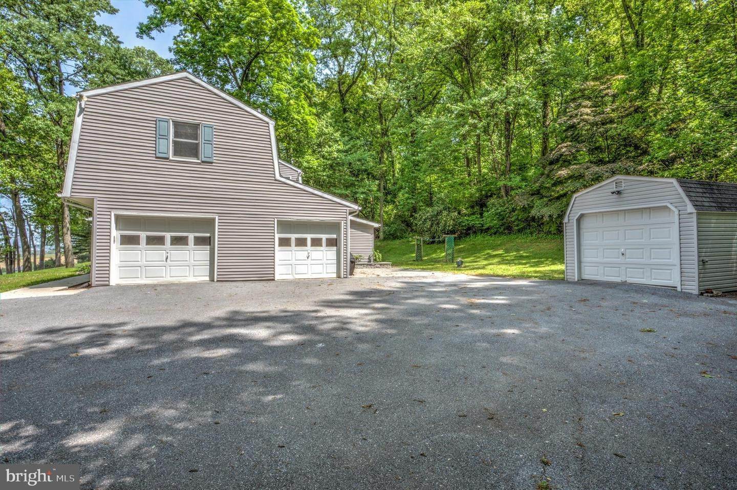 4. Residential for Sale at 2500 CONESTOGA CREEK Road Narvon, Pennsylvania 17555 United States