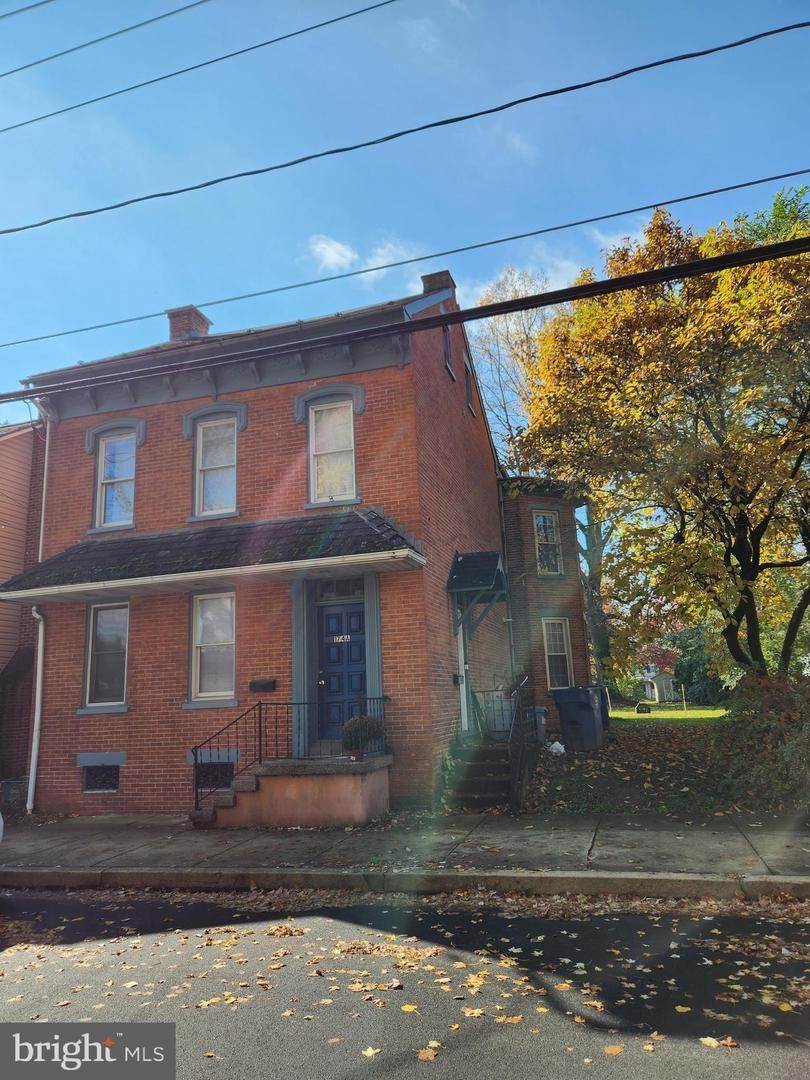 16. Residential Lease at 174 S CHARLOTTE ST #B Manheim, Pennsylvania 17545 United States