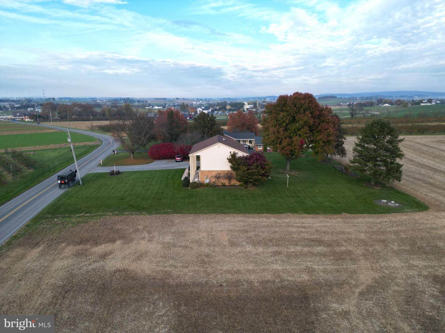 8. Residential for Sale at 35 S HARVEST Road Bird In Hand, Pennsylvania 17505 United States