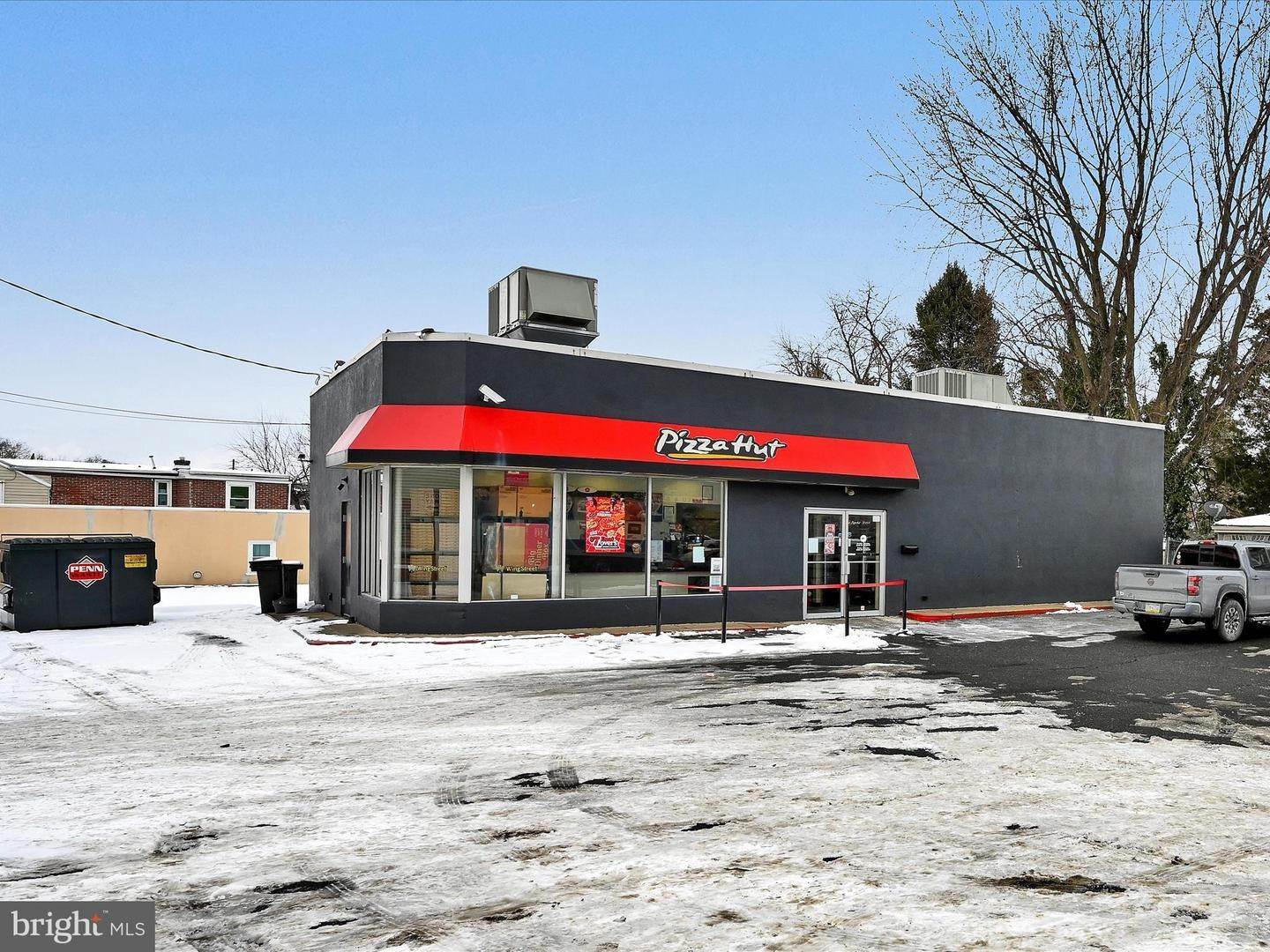 2. Commercial for Sale at 773 MANOR Street Lancaster, Pennsylvania 17603 United States