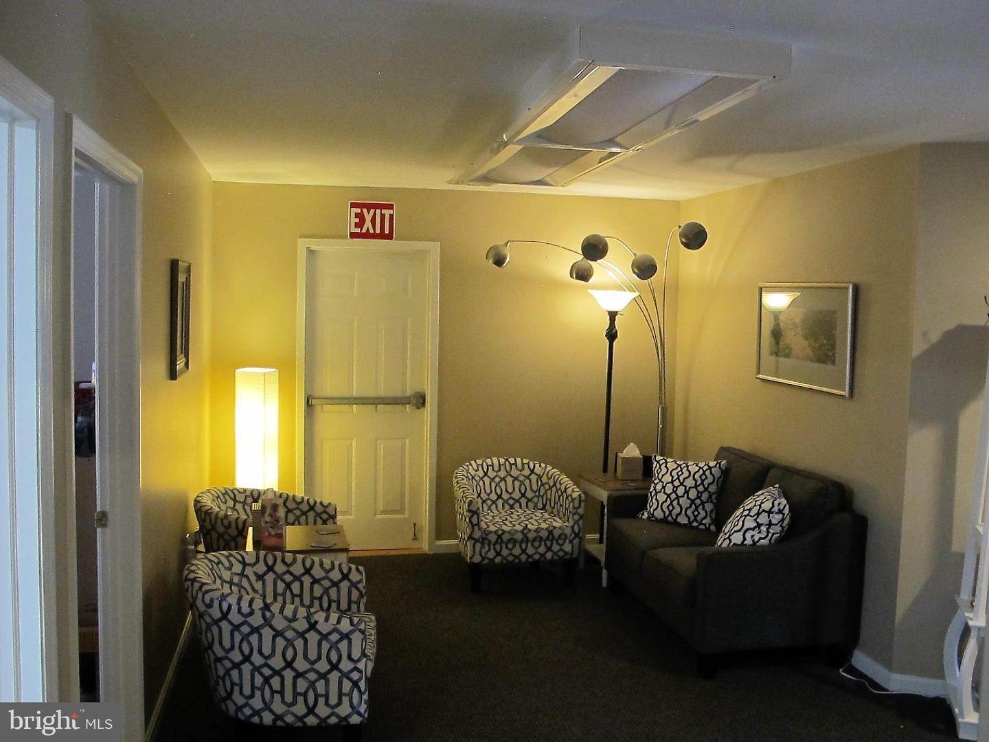 4. Commercial at 2938-1 COLUMBIA AVE #SUITE 802 Lancaster, Pennsylvania 17603 United States
