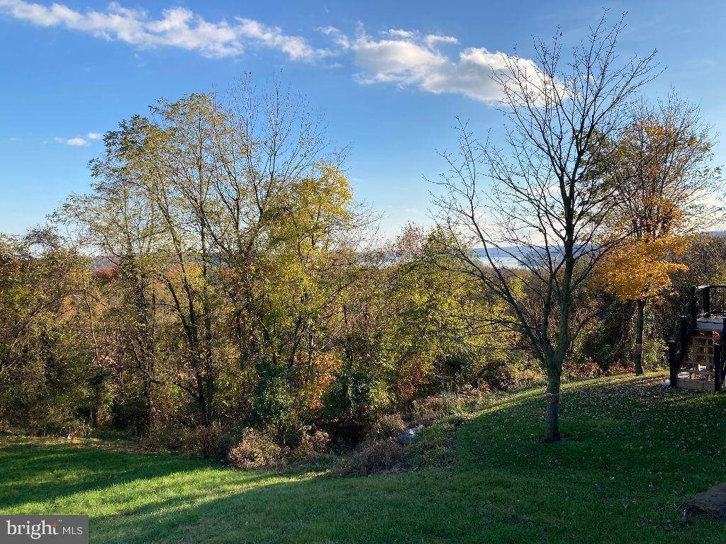 4. Land for Sale at 725 CHICKIES Drive Columbia, Pennsylvania 17512 United States