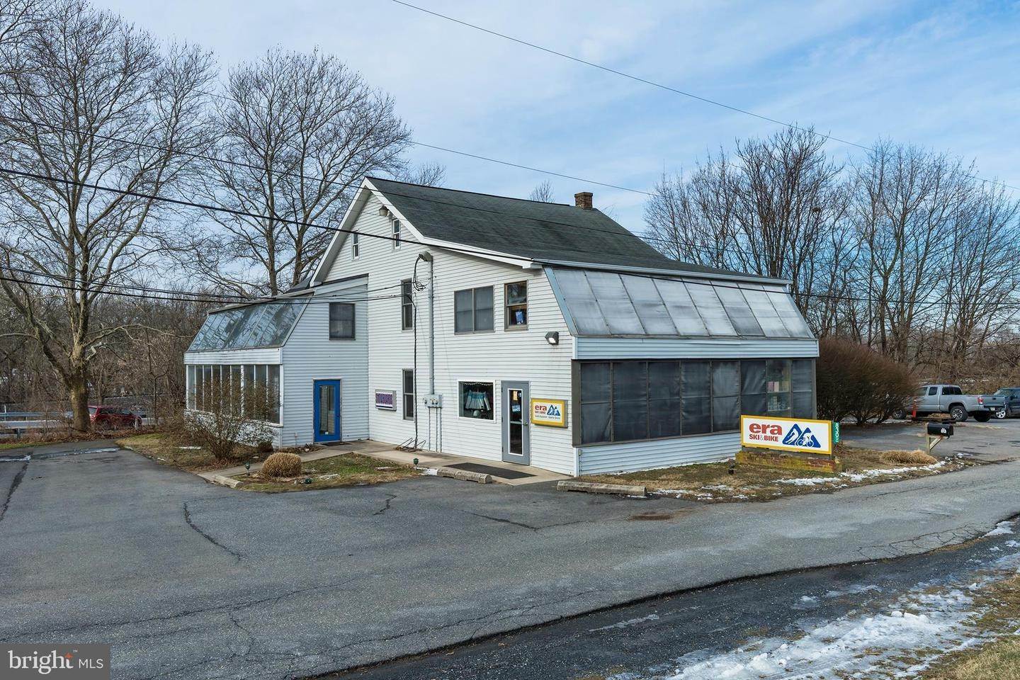 3. Commercial for Sale at 830-834 FLORY MILL Road Lancaster, Pennsylvania 17601 United States