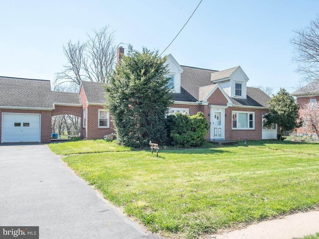 Residential for Sale at 162 E MAIN Street Leola, Pennsylvania 17540 United States