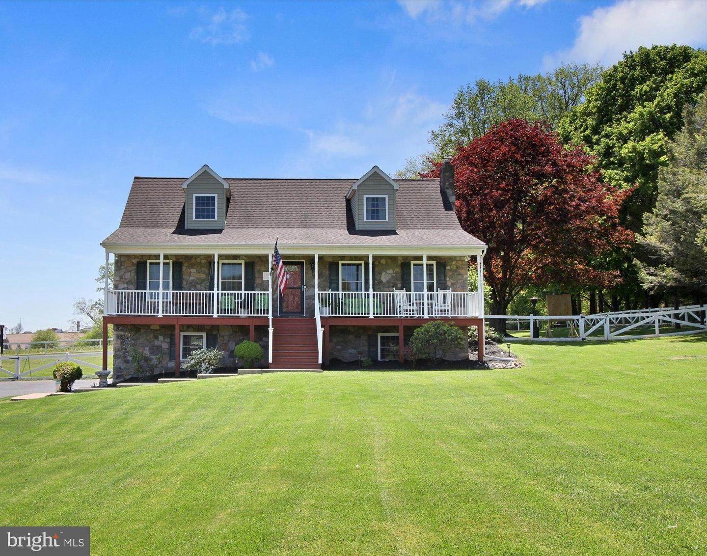 住宅 为 销售 在 10 ANN Place Quarryville, 宾夕法尼亚州 17566 美国