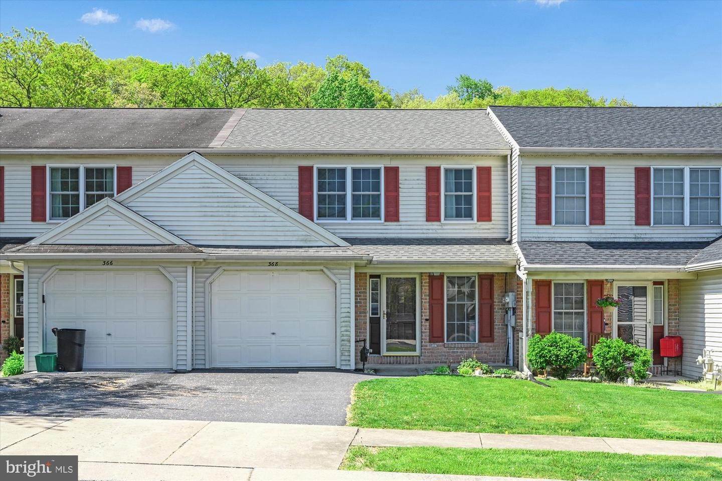 Residential for Sale at 368 CROSSWINDS Drive Lititz, Pennsylvania 17543 United States