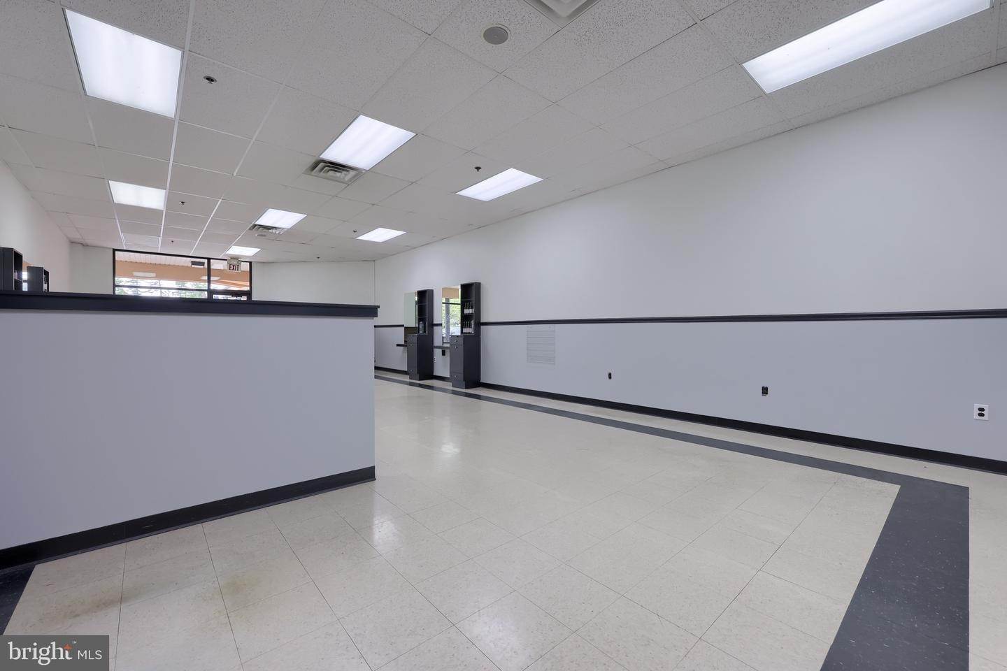 18. Commercial at 2350 N READING RD #UNIT 7 Denver, Pennsylvania 17517 United States