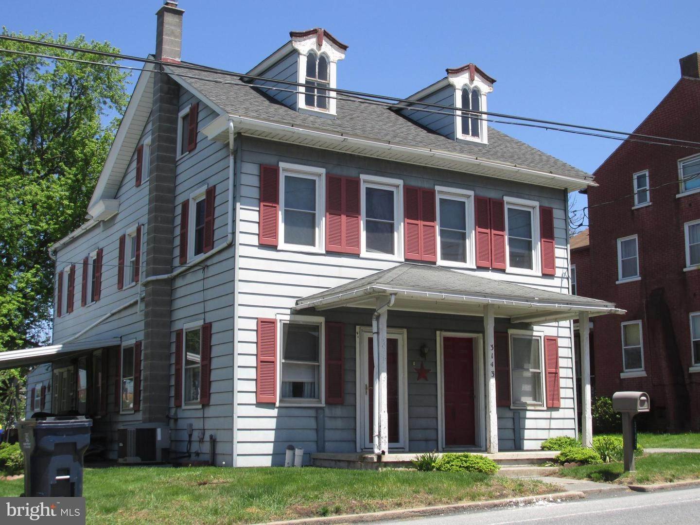 Residencial por un Venta en 3143 LINCOLN HWY E Paradise, Pennsylvania 17562 Estados Unidos
