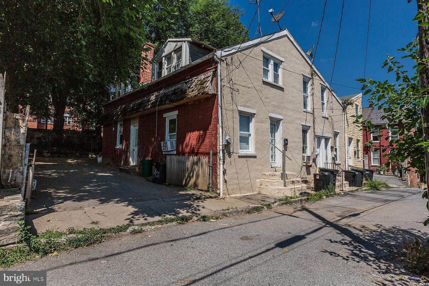 19. Multi Family for Sale at 36, 38, 40 S ARCH Street Lancaster, Pennsylvania 17603 United States