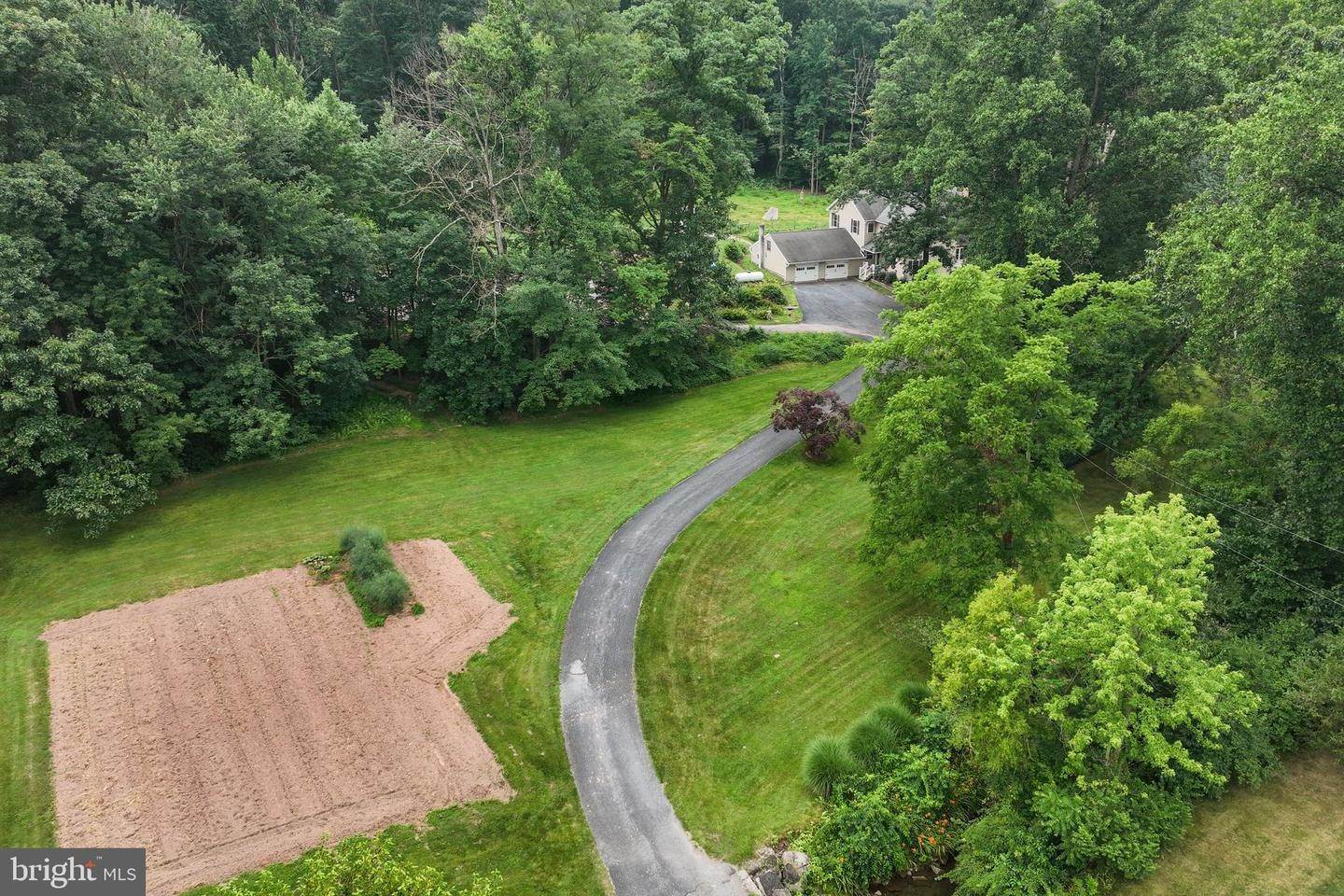 Residential for Sale at 152 BOULDER HILL Road Mohnton, Pennsylvania 19540 United States