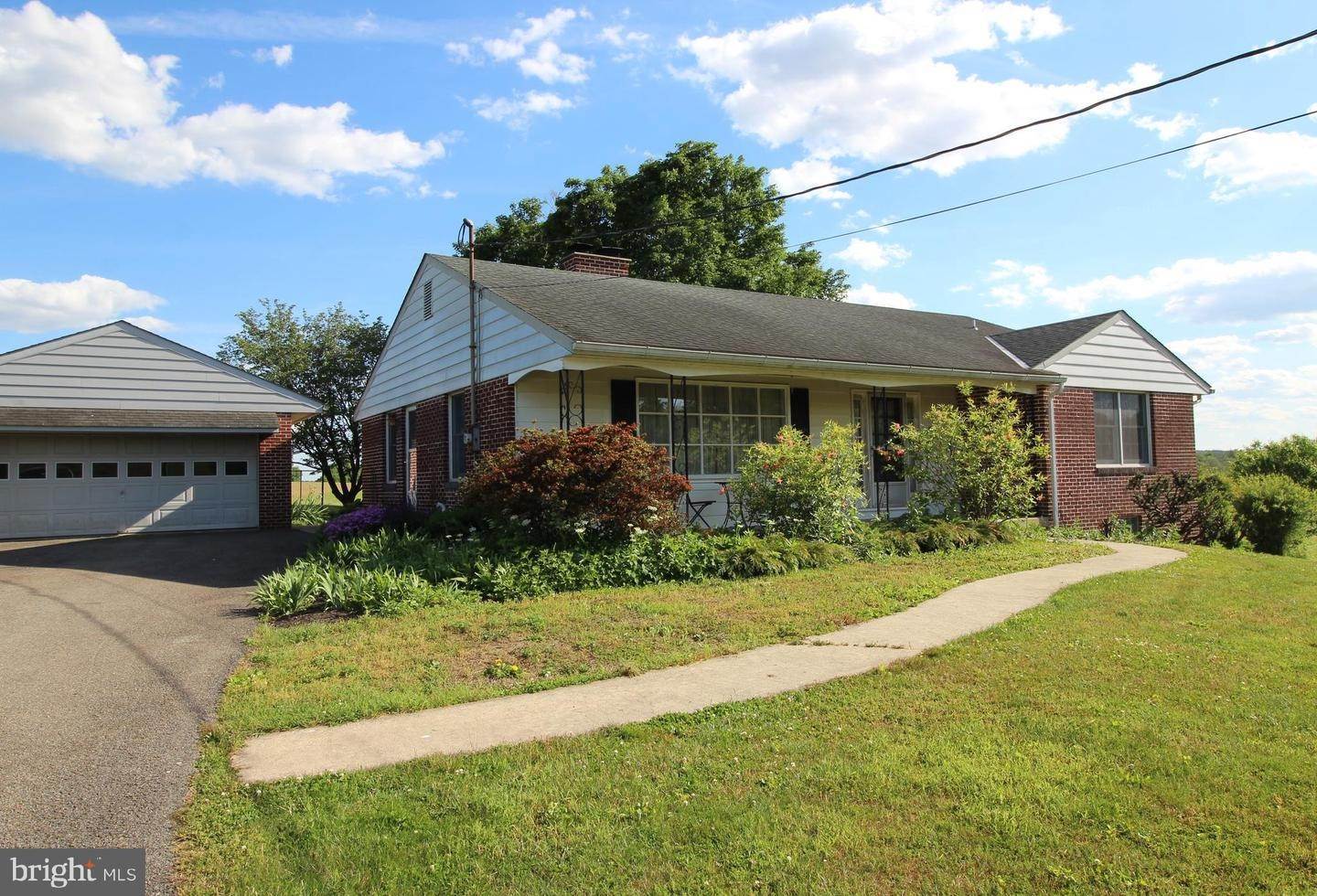 Residential Lease at 6118 STREET Road Kirkwood, Pennsylvania 17536 United States
