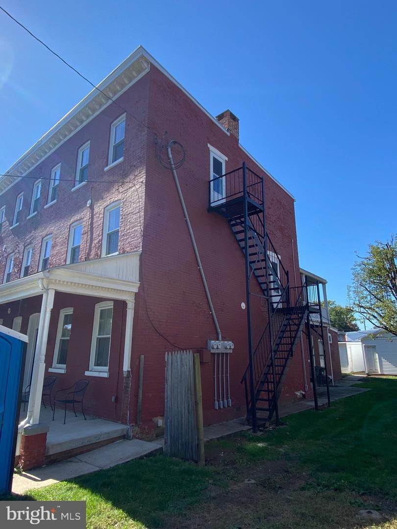 2. Residential Lease at 930 N SHIPPEN Street Lancaster, Pennsylvania 17602 United States