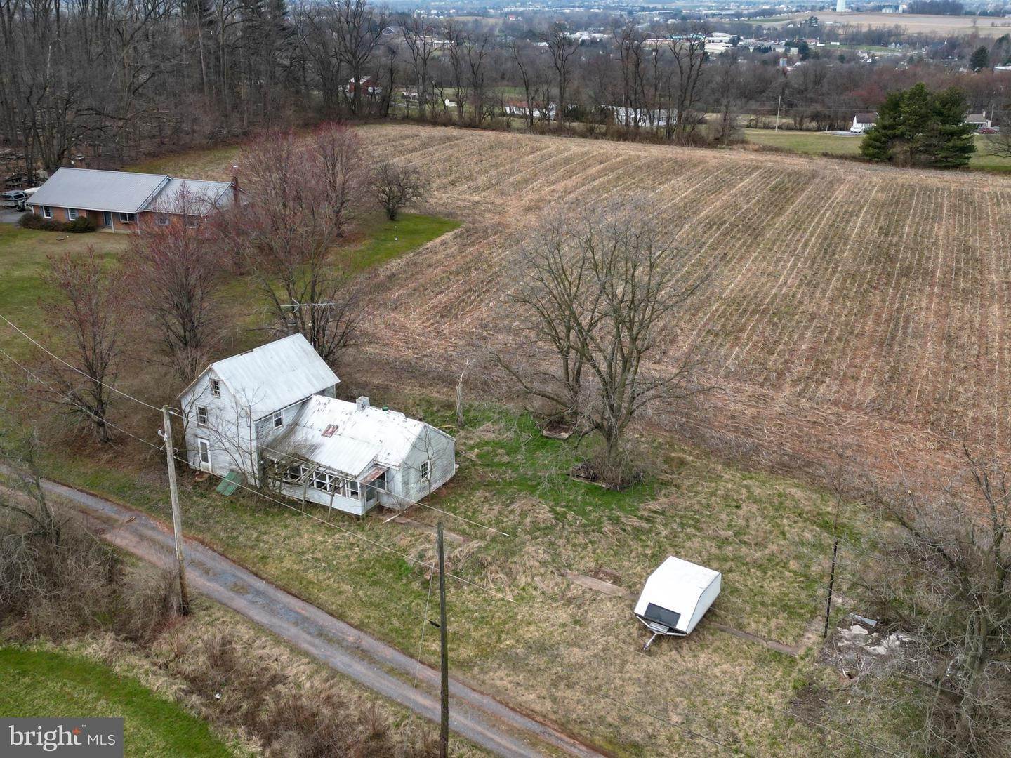 15. Residential for Sale at 2101 KRAMER MILL Road Stevens, Pennsylvania 17578 United States
