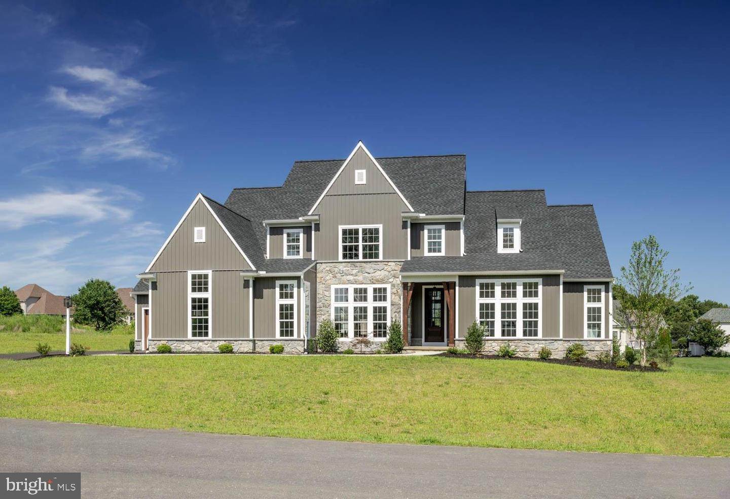 住宅 为 销售 在 OAK RIDGE DR #1 Quarryville, 宾夕法尼亚州 17566 美国