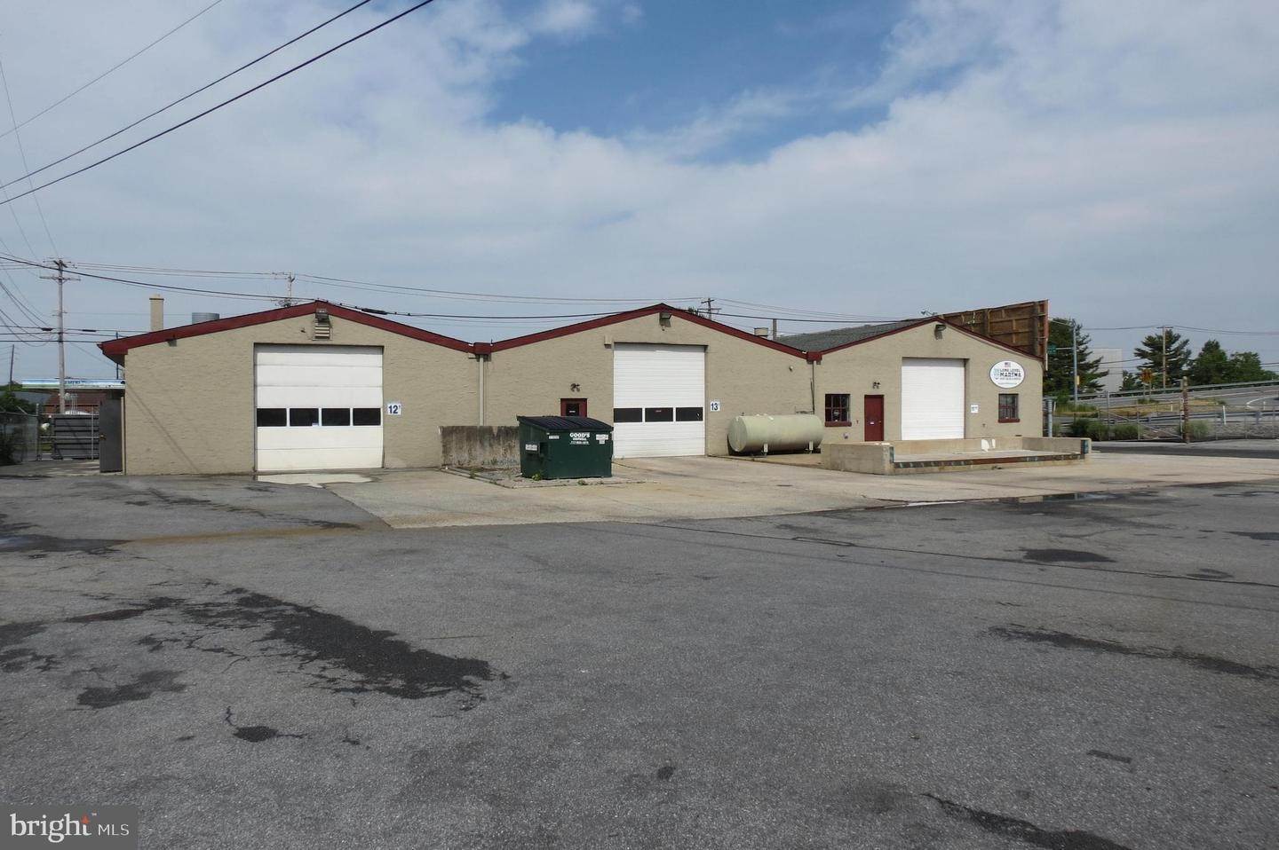 10. Commercial at 203 GREENFIELD Road Lancaster, Pennsylvania 17601 United States