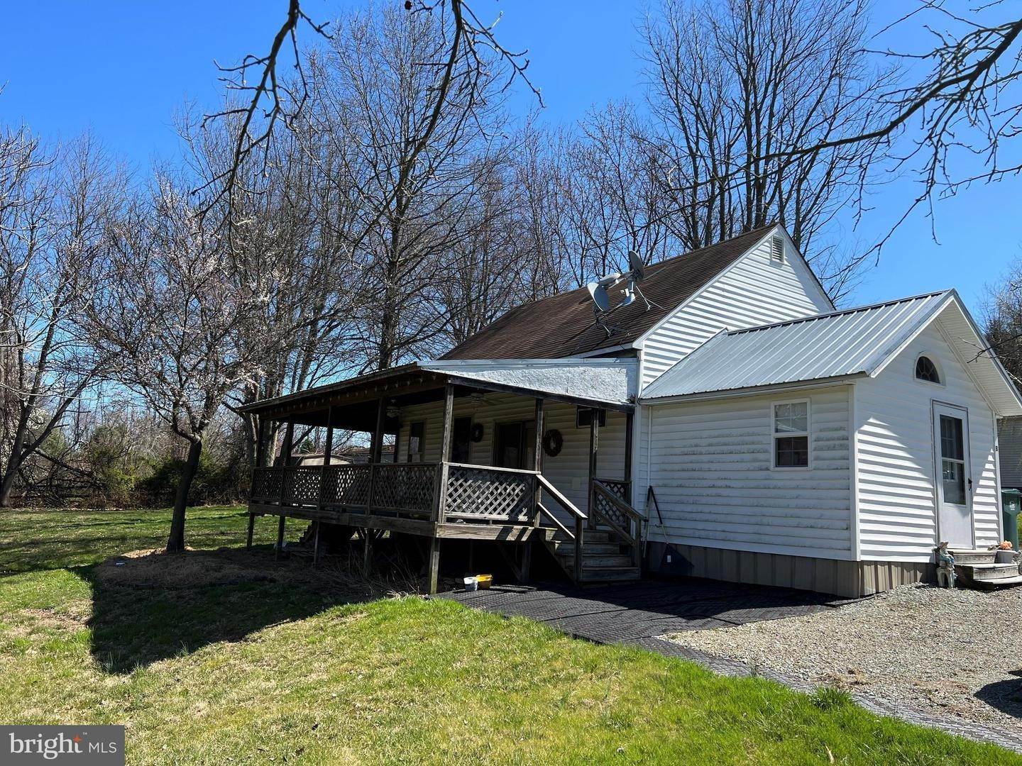 Multi Family for Sale at 121 HOUSE ROCK Road Pequea, Pennsylvania 17565 United States