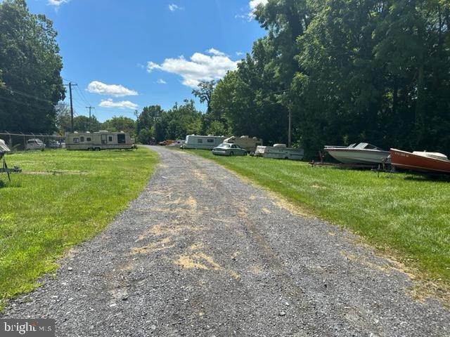 Residential for Sale at 8 LAMPETER Road Lancaster, Pennsylvania 17602 United States