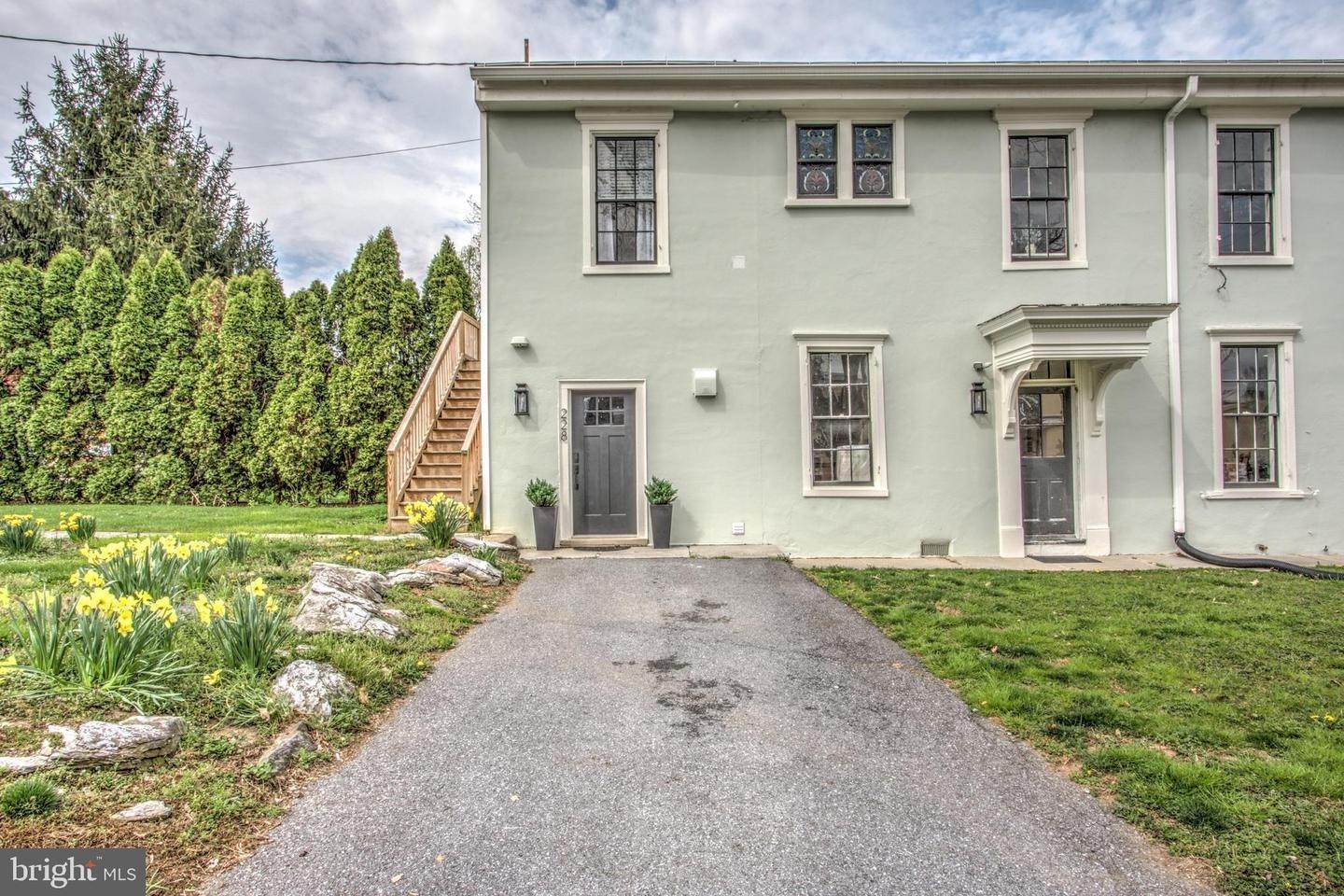 7. Residential for Sale at 228 E MAIN Street Mount Joy, Pennsylvania 17552 United States