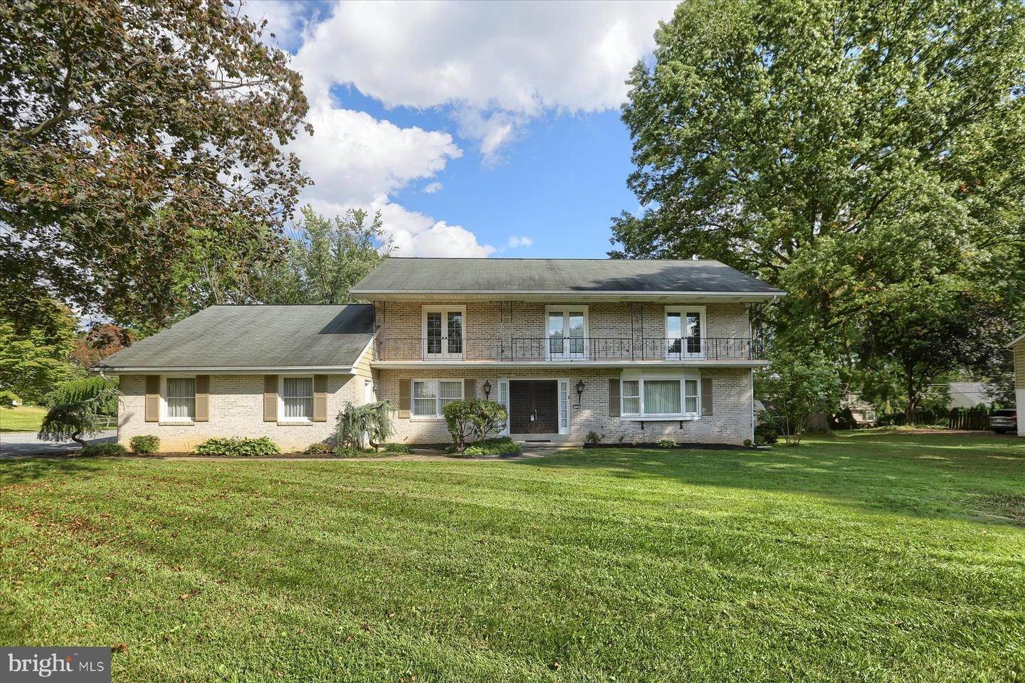 Residential for Sale at 779 BARRWICK Lane Lancaster, Pennsylvania 17603 United States