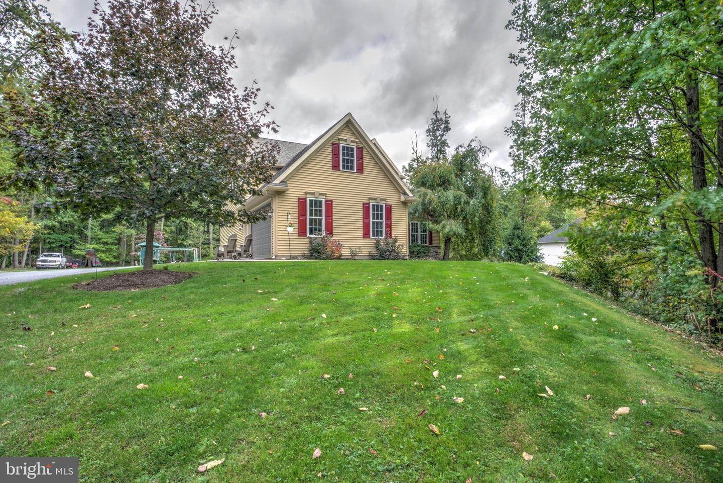 7. Residential for Sale at 515 MEETING HOUSE Road Gap, Pennsylvania 17527 United States
