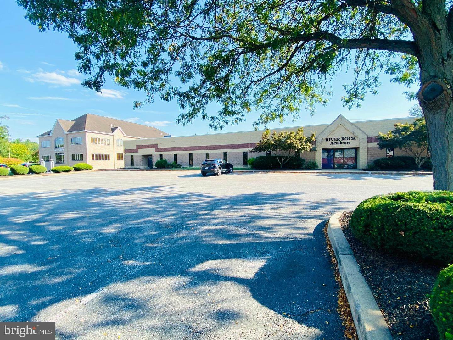 10. Commercial for Sale at 2124 AMBASSADOR Circle Lancaster, Pennsylvania 17603 United States