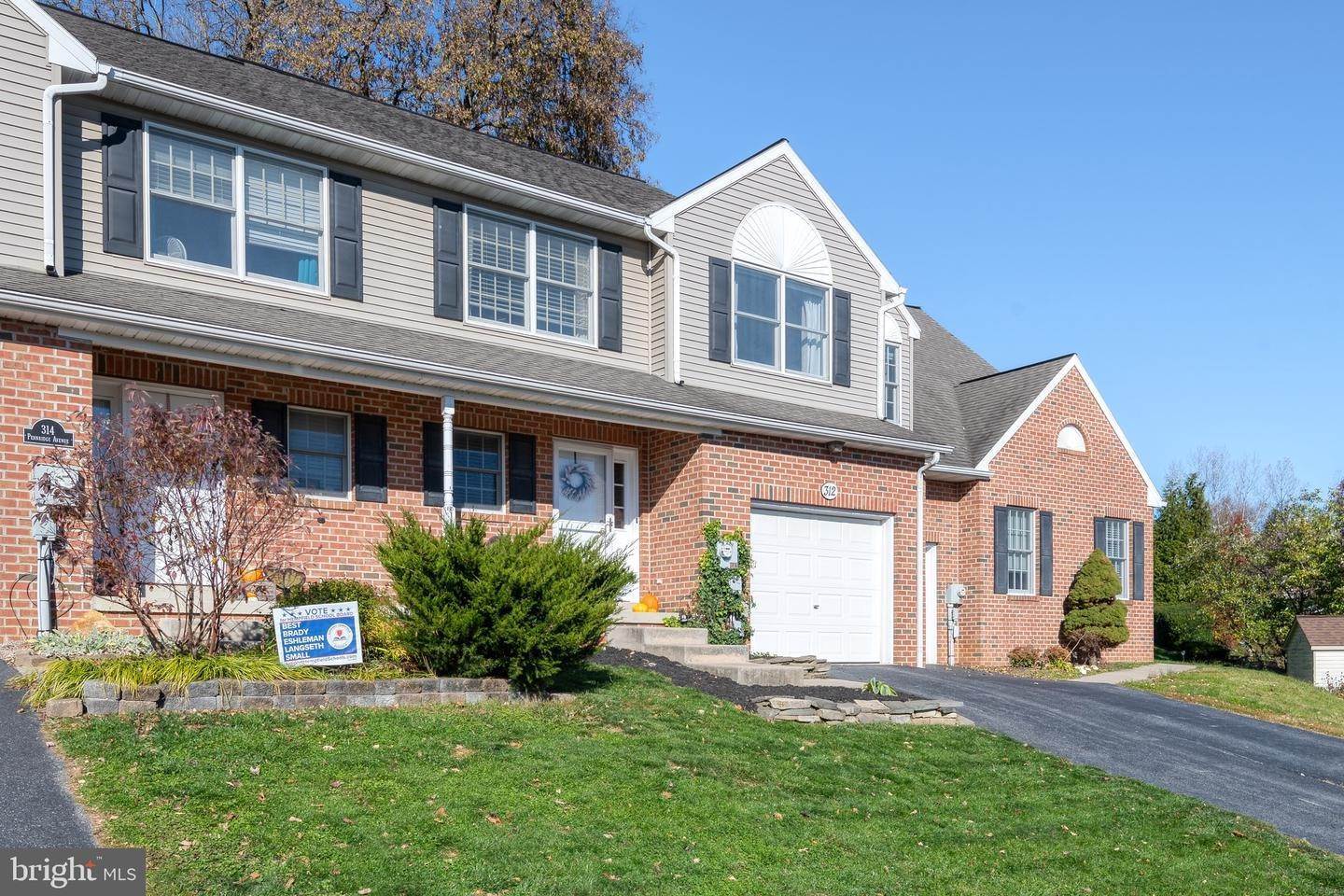 2. Residential for Sale at 312 PENNRIDGE Avenue Mountville, Pennsylvania 17554 United States
