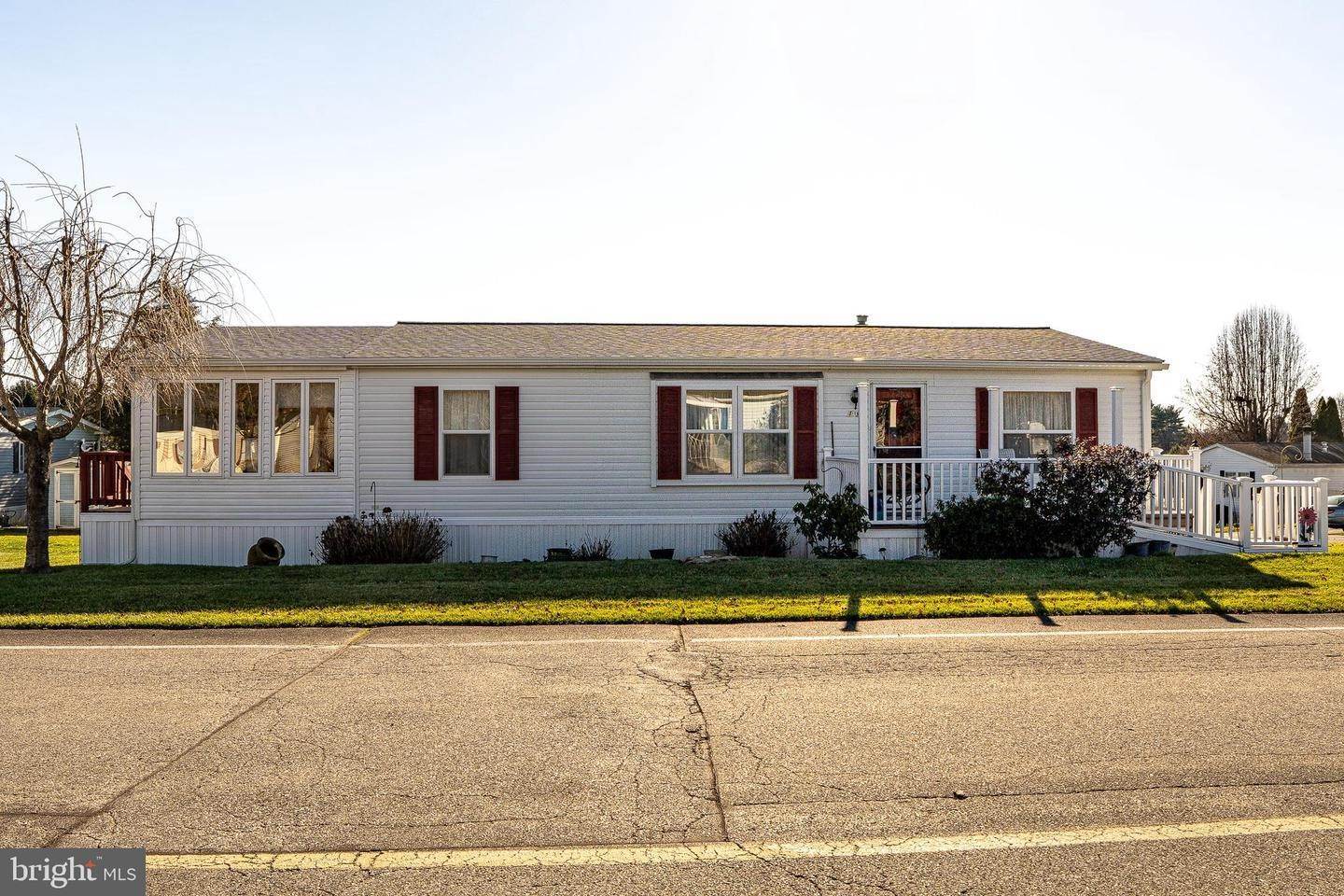 Residential for Sale at 106 SADDLEFORD CT S Lancaster, Pennsylvania 17603 United States