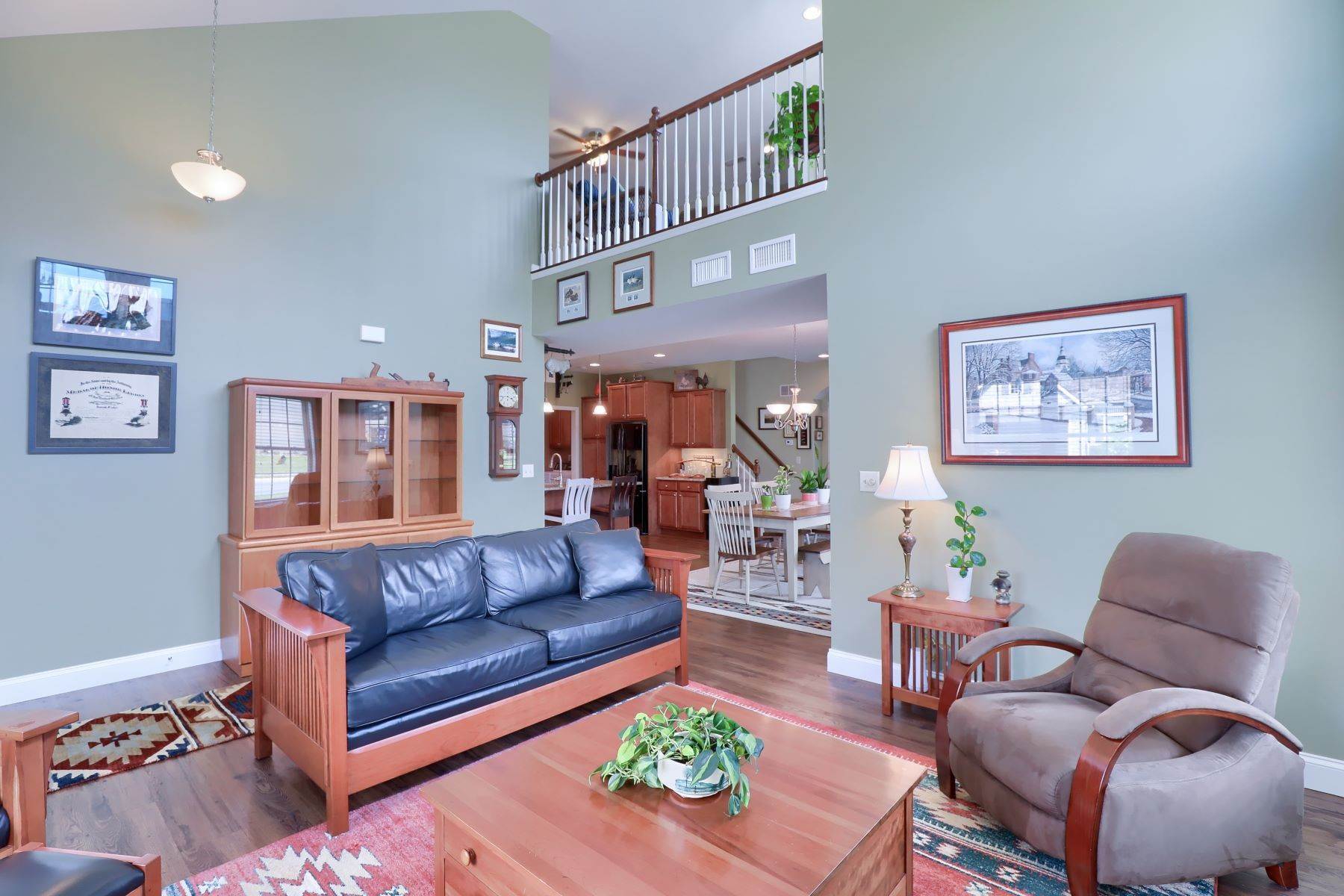 15. Single Family Homes 为 销售 在 1304 Sutherland Lane 1304 Sutherland Ln 芒特乔伊, 宾夕法尼亚州 17552 美国